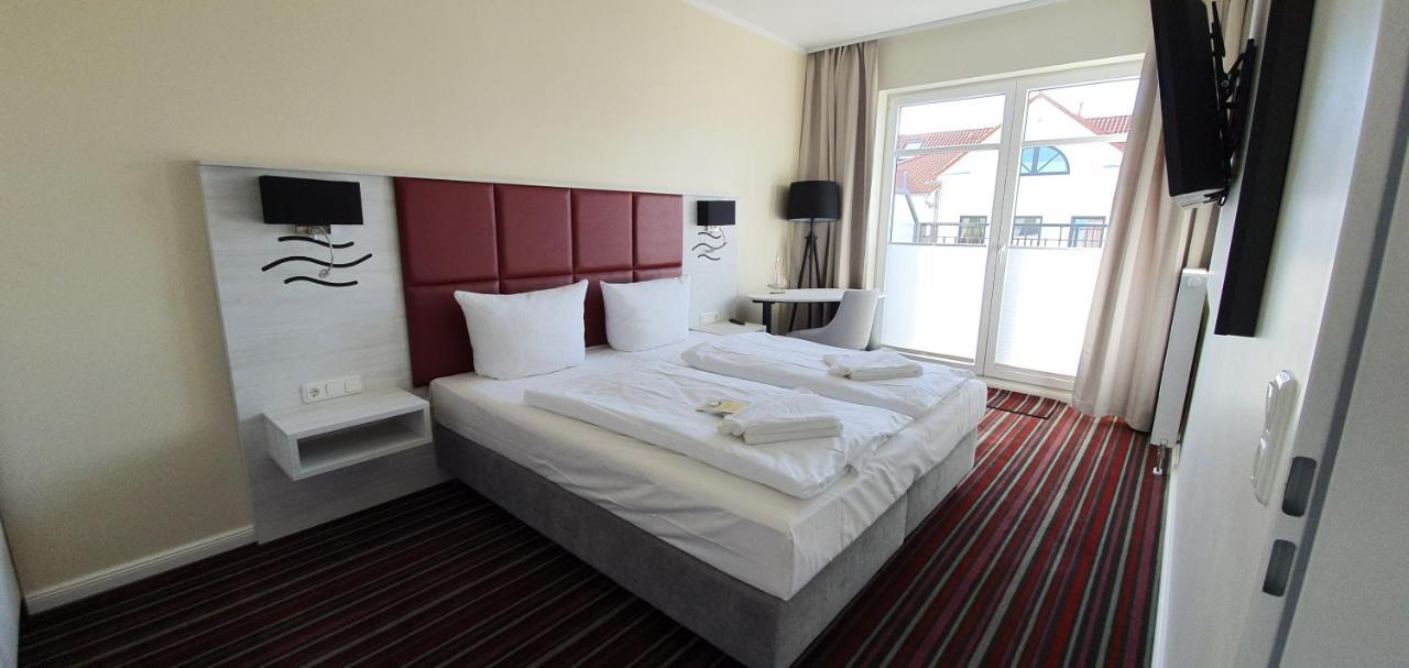 Avalon Hotel Bellevue Fehmarn Exterior photo